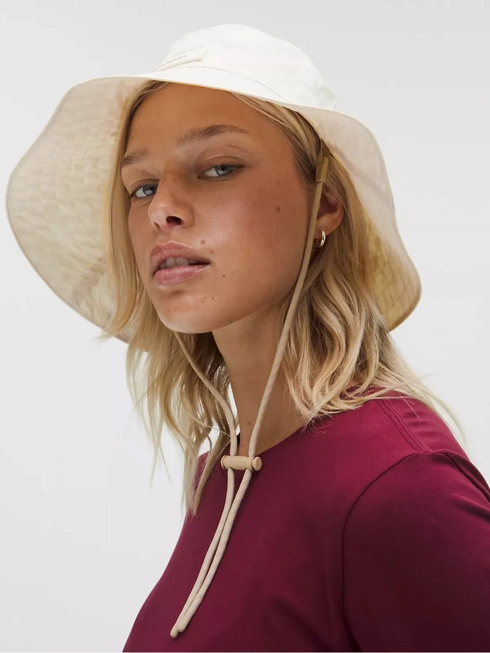 lululemon Women's Extra-Wide Brim Sun Hat